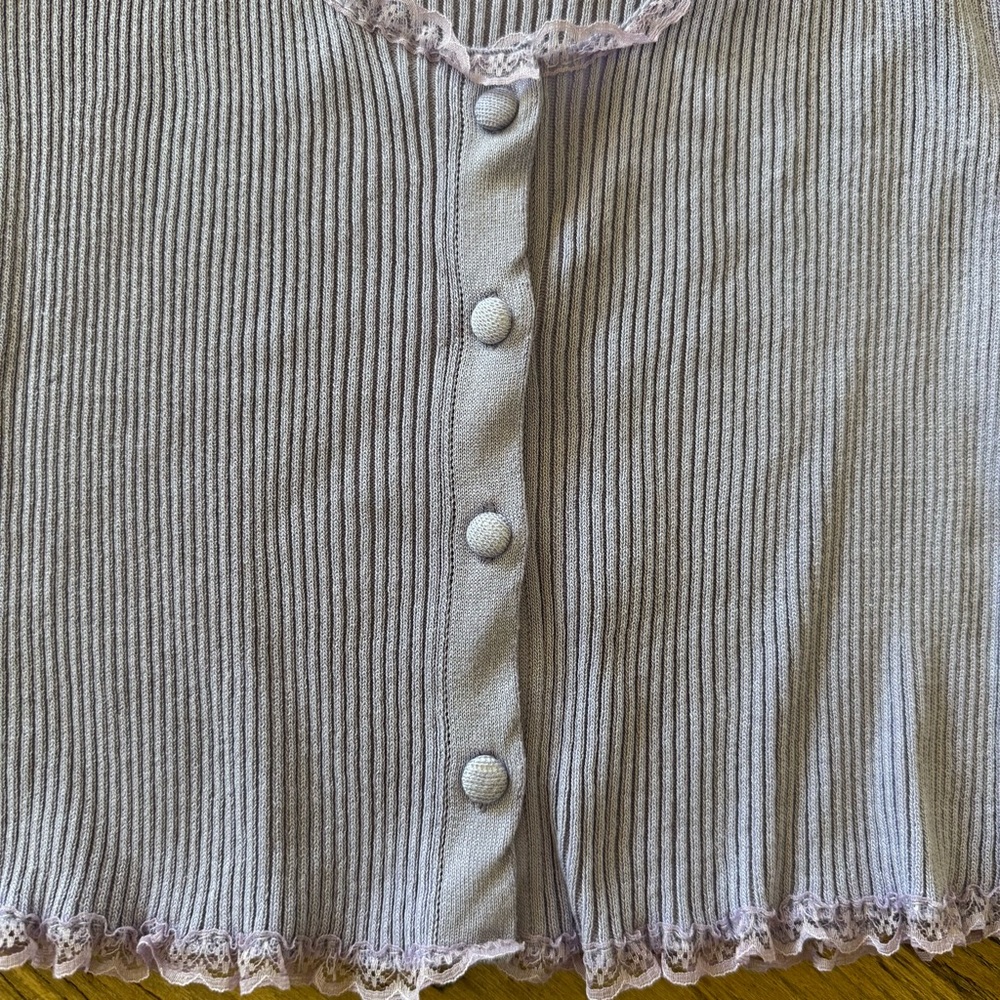 Lavender Crop Top Ribbed Button-Up Top - Picture 3 of 7